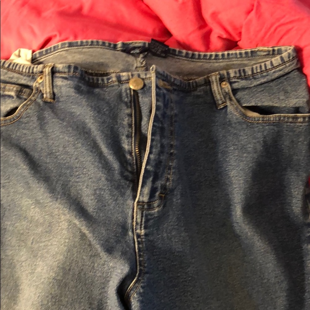 Can’t fit never worn